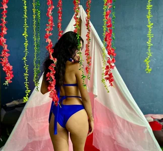 PaolaB_g: You decide my best version. 🍒 ( 5 фото)