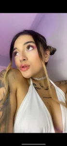 ashleyvalirya Public Foto 4