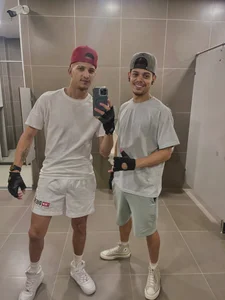 Friendsofeverything_ At Gym Billede 5