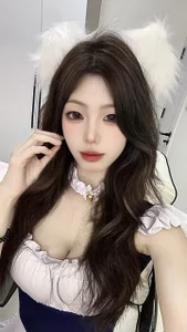 Darcy_xixioo Public slika