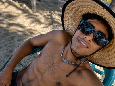 axel_black_xxx Public Pic 3