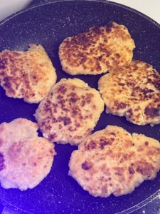 Megan_Hamillton We made syrniki on stream as a special order 사진 2