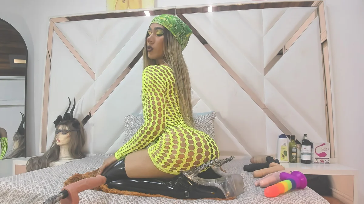 Scarlett_Hot5 Poză populară 7883