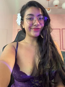 Isisgolden_ Public Hình 4