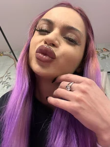 Tiny_Tease Public slika 4