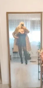 BigHornyBoobs sexy Milf Immagine  8