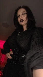 Vilvet_Mistress Public Kuva 5