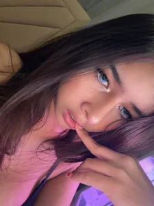 Ur future GF🫶❤️ de Naughtychen18  5 Imagens