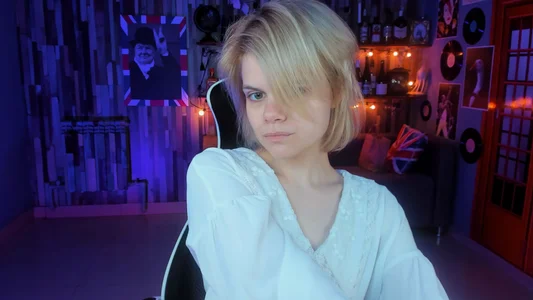 EllieMurler natural beauty Pic