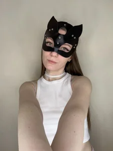 DevonaFares Tender kitty ❤️ Pic 2