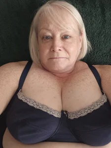 ANNIE_XXXUK Public Foto 7