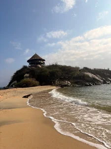 AlmaBlaze kullanıcısının I love the beach, I would love to go back soon.🌊🏝️💟 albümü -  2 fotoğraf