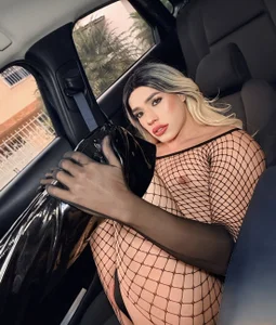 sasha_titanx_ Sasha, the mischievous and fun-loving girl Kuva 8