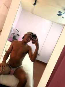 valeriasuarez_sexy body Bild 8