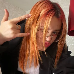lovely_redhead Simply Me Pic 5