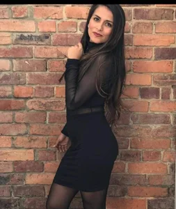 Liamiler01_ Public Gambar