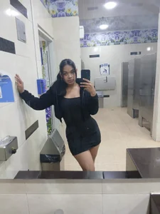 Lights, camera and we're back! de SoleneFontaine  2 photos