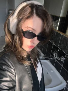 PillowPeachX's XXX Nude Photo 2