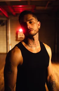 Alanrodgers 😏Do you like my pretty, professional face? ❤️ Foto 3