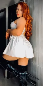 CherylBlack_09 Public Pic 4