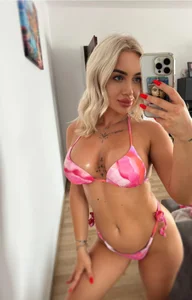 cute_blondiexのWatermelon time 🍉の枚の写真