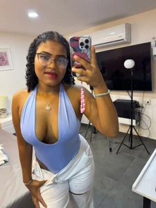 mafe_garcia Me 🔥  3টি ছবি
