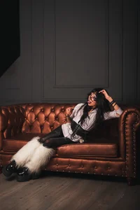 KiomyVamp Dark Sofa Pic 8