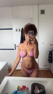 Esmeralda972 Public Pic 3