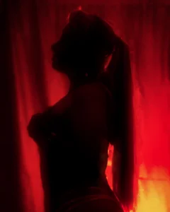 AnastasiaTaylor_ Shall we play in the dark? Εικόνα 7