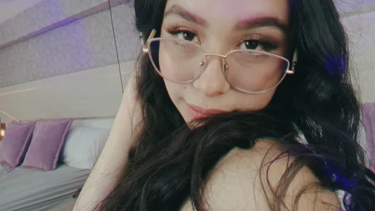 DaphneValucci Public Pic 4