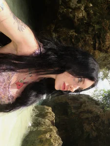 Melissa_crazy Blue lagoon Pic 3