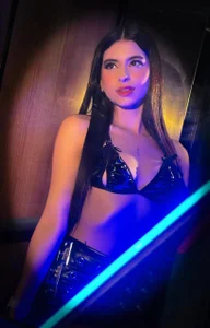 BellaConnorX 💙Neon Desire💜 Εικόνα 7