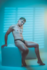 LyonGallego_ Public Fotka