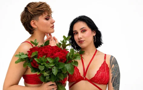 Zdjęcia NoahAndGaia Couple Naughty: 