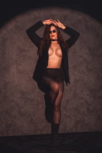 Salomethompson- Sexy Elegance🖤 зображення 5