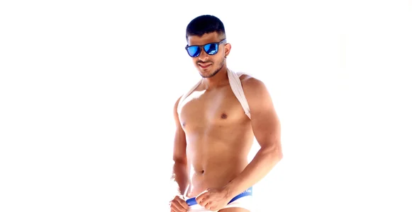 anddy_white me Poză 4