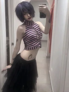 nyx_0_0_ Public Foto 2