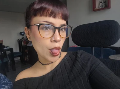 seijaku_ Glasses Pic 3