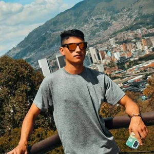 LaynorRoss_ Public صورة واحدة|LaynorRoss_ Public صورتان|LaynorRoss_ Public  2 صور|LaynorRoss_ Public  2 صورة