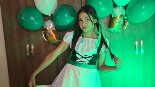 _ALLYSON18_ Welcome to my Oktoberfest party! 🍻💃 Pic 6