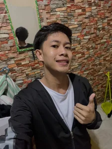 roberthugecock Public 圖片