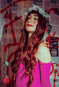 Aria_montgomeri: Aria Valentine´s day ( 2 фото)