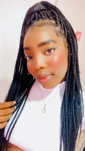 zoeethompson_cmのmeの枚の写真