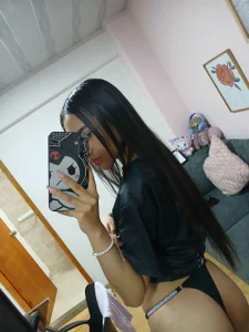 katteyes_mjs Public Pic 3