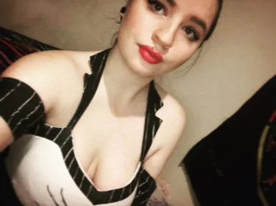 Selfies, sample (: de HotTea  2 Imagens