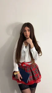 SunnyBloss Not for everyone’s eyes 😏 Pic 4
