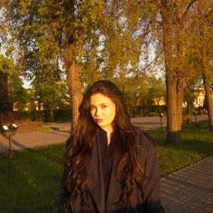 MadalineLarko just me Pic 5