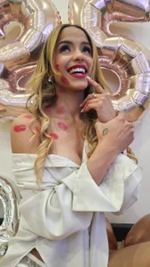 EmmyCortez: 🎉🤗A little bit of what I did on my birthday 🤗🎉 ( фото)