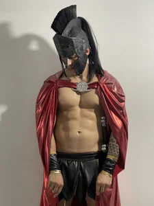 Muscle_King_Cumのmy spartan costumeの 8枚の写真