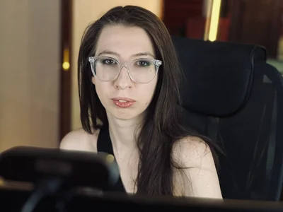 CareyJonas Public Foto 3